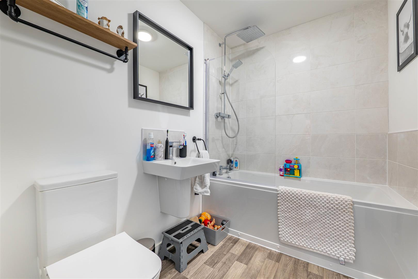3 bed property in Burrow Road, Chorley